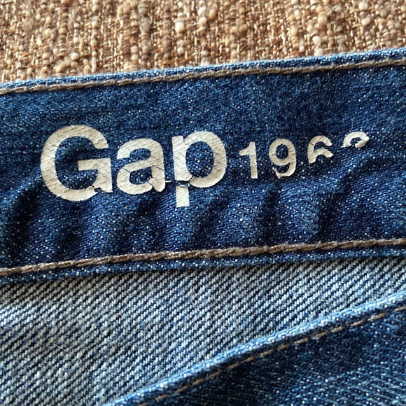 Women’s Gap Sexy Boyfriend Denim Jean Shorts Size 28 - Picture 4 of 10